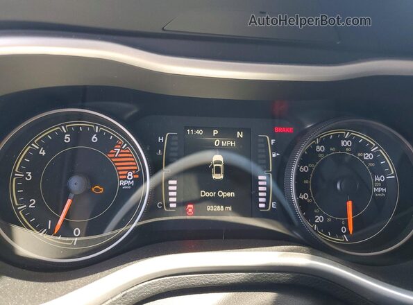 1C4PJMLX2JD500571 2018 JEEP CHEROKEE Silver Instrument cluster view