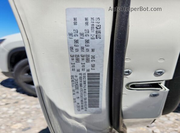 1C4PJMLX4KD329811 2019 JEEP CHEROKEE White VIN კოდის სტიკერის ხედი
