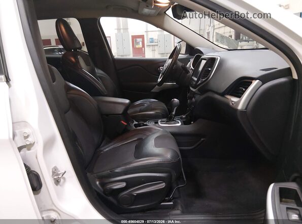 1C4PJMLX5JD598219 2018 JEEP CHEROKEE White Вид салону спереду
