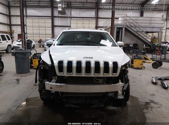1C4PJMLX5JD598219 2018 JEEP CHEROKEE White Вид задньої частини салону