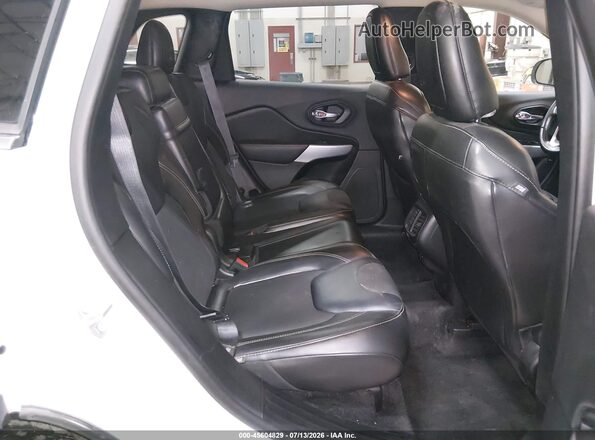 1C4PJMLX5JD598219 2018 JEEP CHEROKEE White Вид наклейки з VIN-кодом