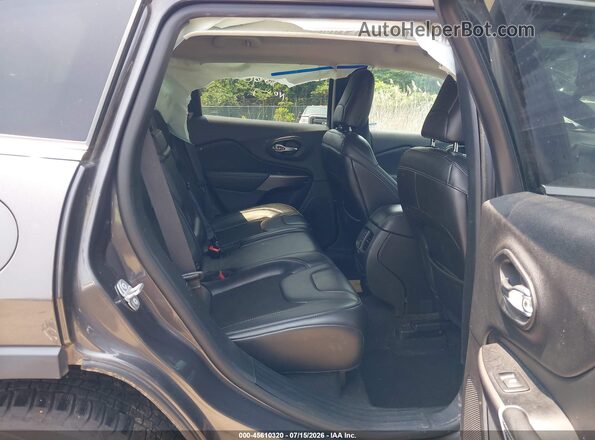 1C4PJMLX5KD271384 2019 JEEP CHEROKEE Gray VIN კოდის სტიკერის ხედი