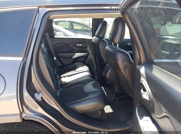 1C4PJMLX6JD534805 2018 JEEP CHEROKEE Gray VIN sticker view
