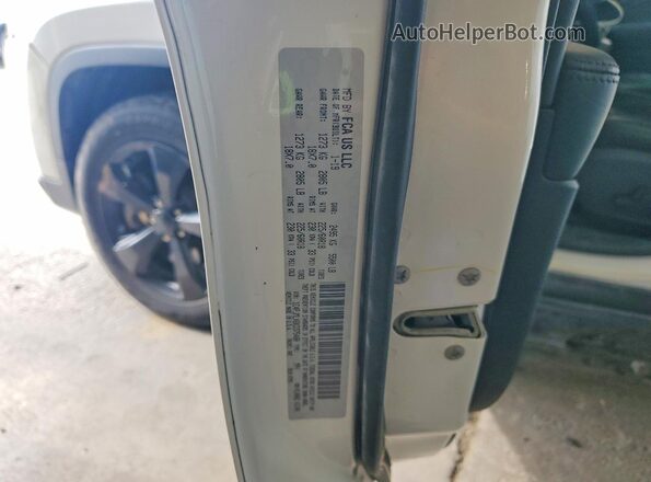 1C4PJMLX6KD375480 2019 JEEP CHEROKEE White VIN კოდის სტიკერის ხედი
