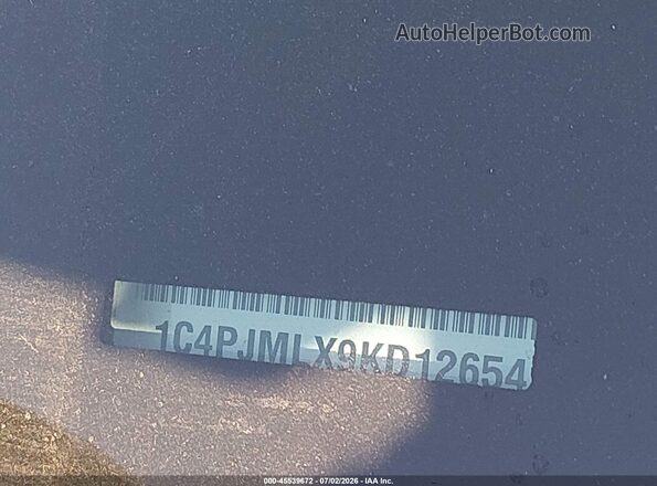 1C4PJMLX9KD126543 2019 JEEP CHEROKEE Burgundy ძრავის განყოფილების ხედი
