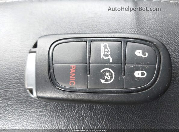 1C4PJMLX9KD138224 2019 JEEP CHEROKEE Серый Вид панели приборов
