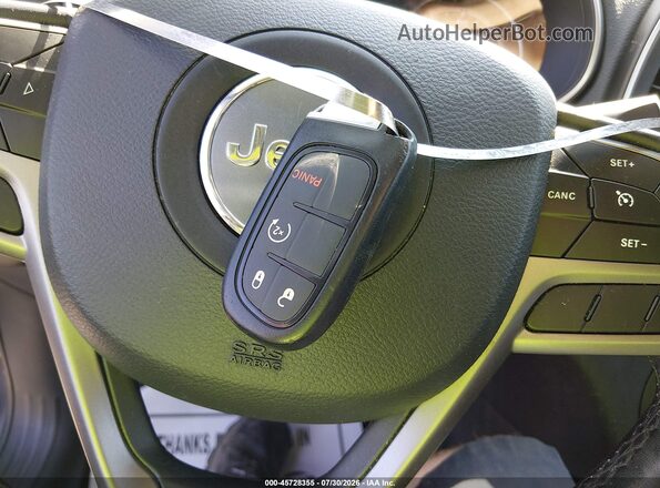 1C4PJMLXXLD631279 2020 JEEP CHEROKEE Серый Вид панели приборов