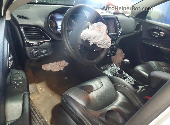1C4PJMMB1PD115109 2023 JEEP CHEROKEE White Առջևի վահանակի տեսք