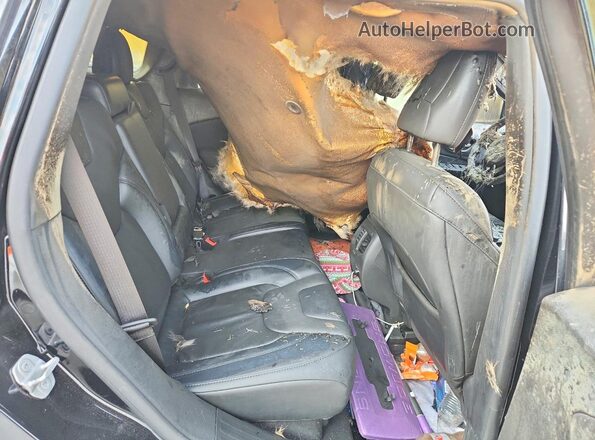 1C4PJMMB5PD108308 2023 JEEP CHEROKEE Black Rear seats view