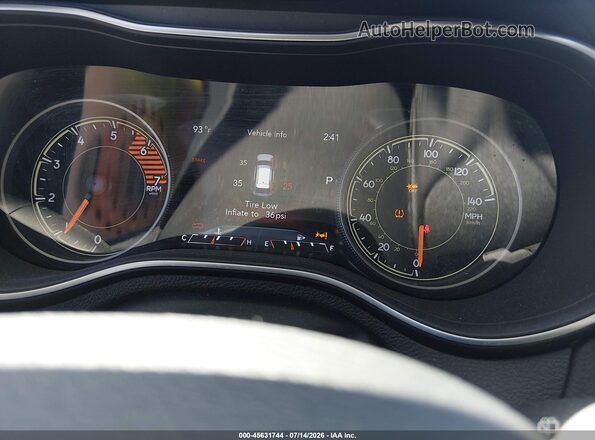 1C4PJMMN4ND525815 2022 JEEP CHEROKEE Gray Widok tylnych siedzeń