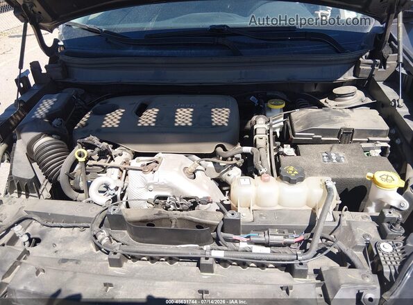 1C4PJMMN4ND525815 2022 JEEP CHEROKEE Gray Widok z tyłu