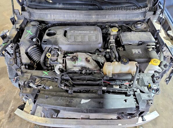 1C4PJMMNXMD106480 2021 JEEP CHEROKEE Blue Vista interior trasera