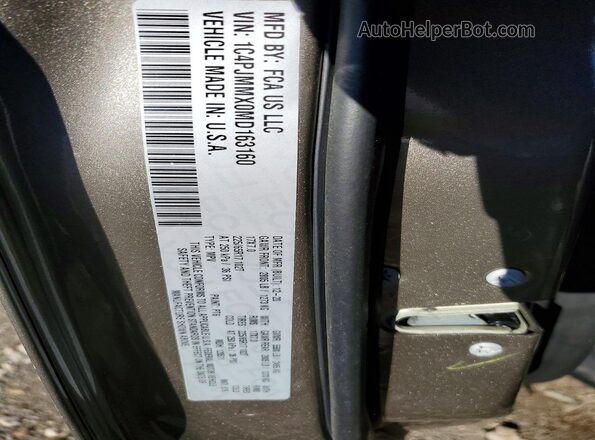 1C4PJMMX0MD163160 2021 JEEP CHEROKEE Gray Շարժիչի բաժամունքի տեսք