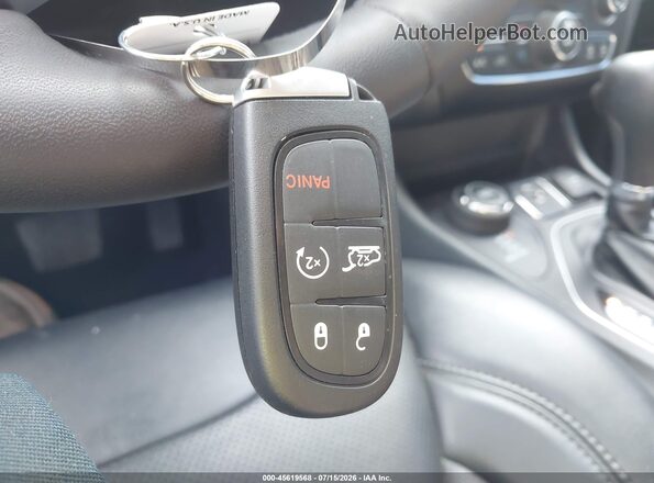 1C4PJMMX4ND513472 2022 JEEP CHEROKEE Серый Вид панели приборов