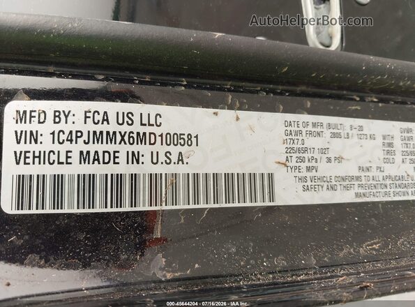 1C4PJMMX6MD100581 2021 JEEP CHEROKEE Черный Вид подкапотного пространства