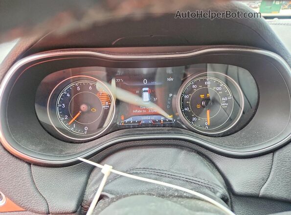 1C4PJMMX6MD145133 2021 JEEP CHEROKEE Red ხელსაწყოთა პანელის ხედი