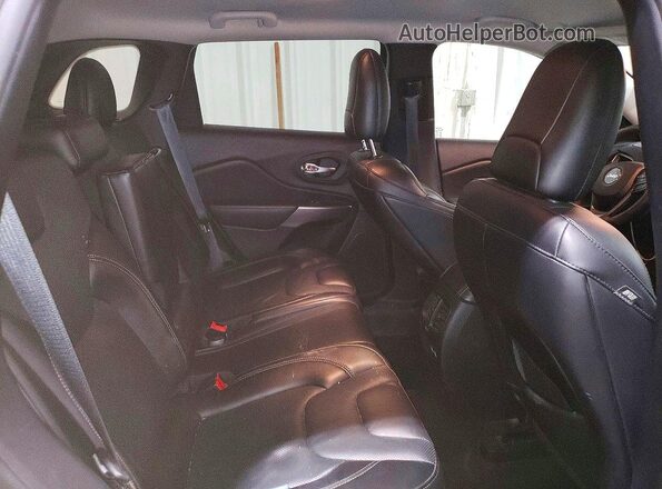 1C4PJMMX8ND501681 2022 JEEP CHEROKEE Silver Սալոնի հետևի տեսք