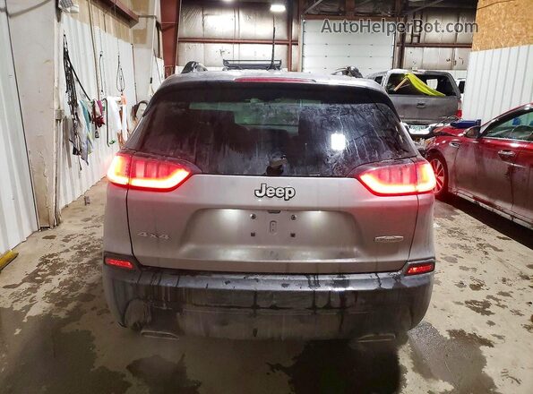 1C4PJMMX8ND501681 2022 JEEP CHEROKEE Silver Հետևի տեսք