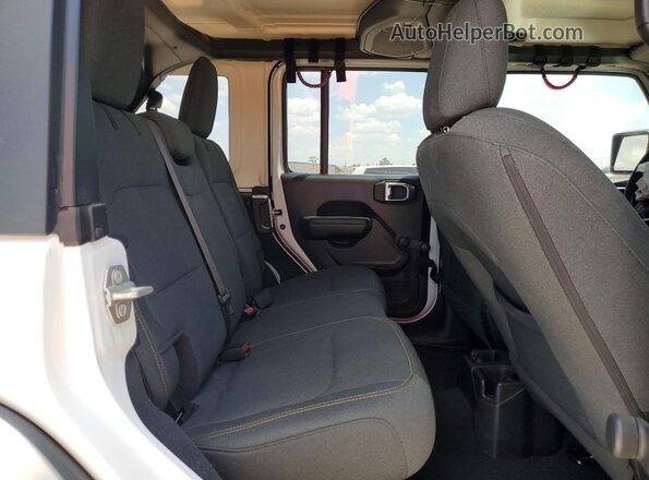 1C4PJXDG4RW277501 2024 JEEP WRANGLER White Vista interior trasera