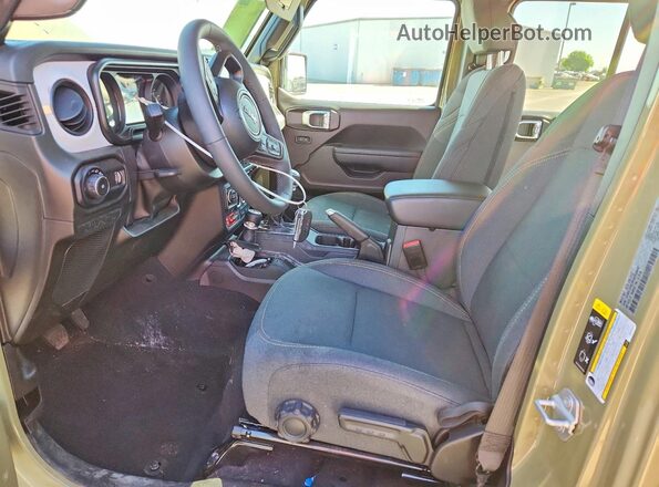 1C4PJXDG9SW650442 2025 JEEP WRANGLER Зеленый Вид салона спереди