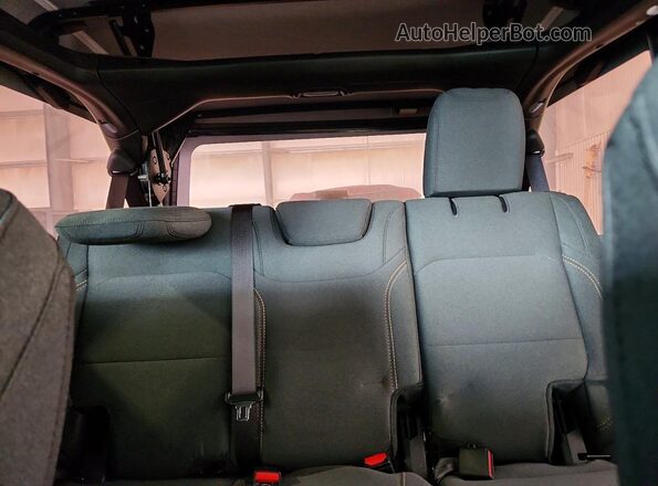 1C4PJXDN1SW507323 2025 JEEP WRANGLER Коричневый Вид задних сидений