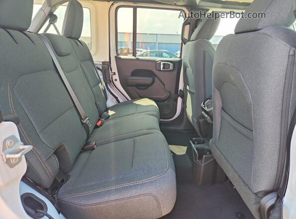 1C4PJXDNXSW622471 2025 JEEP WRANGLER White Widok tylnych siedzeń