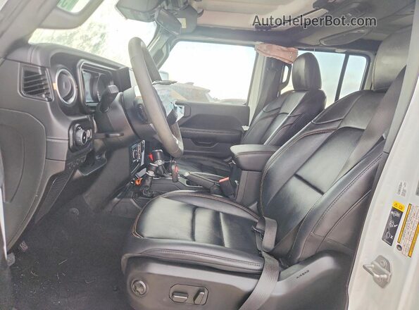1C4PJXEG8RW267438 2024 JEEP WRANGLER White Front interior view