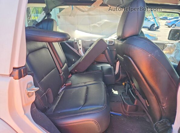 1C4PJXEG9RW290811 2024 JEEP WRANGLER White Vista interior trasera