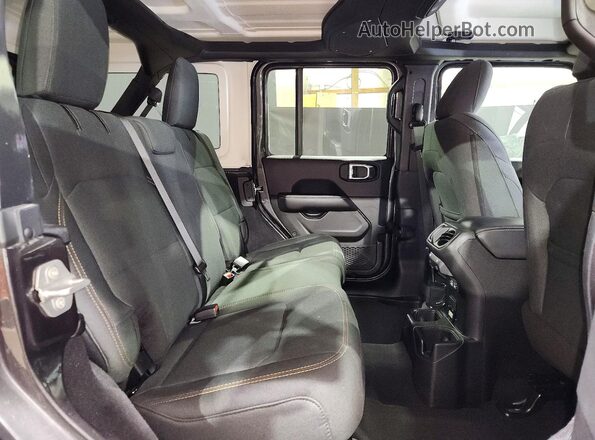 1C4PJXEN6SW569010 2025 JEEP WRANGLER Gray Widok wnętrza z tyłu