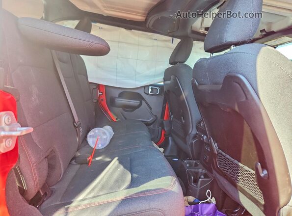 1C4PJXFG9RW337639 2024 JEEP WRANGLER Red Rear interior view