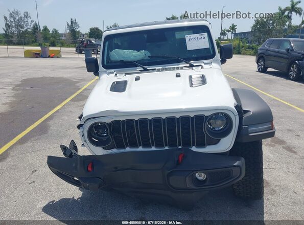 1C4PJXFNXTW217421 2026 JEEP WRANGLER White Widok wnętrza z tyłu