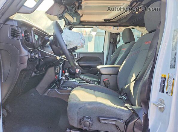 1C4PJXFNXTW275724 2026 JEEP WRANGLER White წინა სალონის ხედი