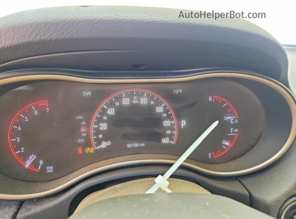 1C4RDJAG9HC630168 2017 DODGE DURANGO Красный Вид щитка приборов