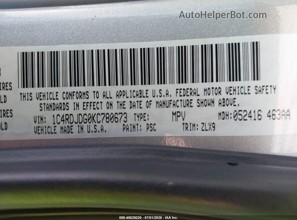 1C4RDJDG0KC780673 2019 DODGE DURANGO Silver Engine compartment view