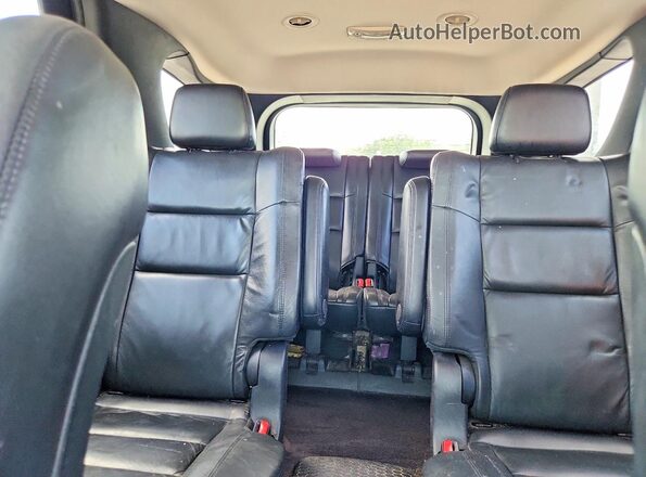 1C4RDJDG3HC649018 2017 DODGE DURANGO Red Rear seats view