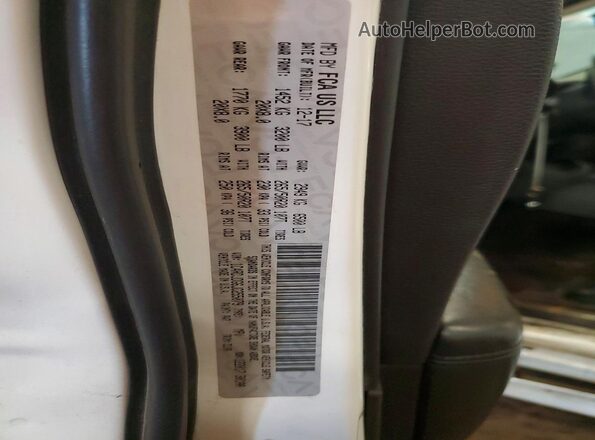 1C4RDJDG6JC255079 2018 DODGE DURANGO White Engine compartment view