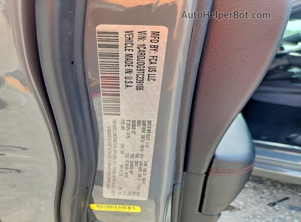 1C4RDJDG9TC239106 2026 DODGE DURANGO Gray VIN կոդի պիտակի տեսք