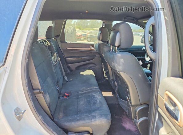 1C4RJEAG2GC481052 2016 JEEP GRAND White Widok wnętrza z tyłu