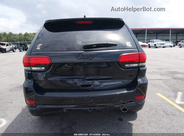 1C4RJEAG4JC168415 2018 JEEP GRAND CHEROKEE Черный Вид спереди