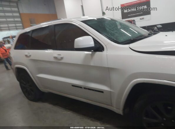 1C4RJEAG6HC816668 2017 JEEP GRAND CHEROKEE White Սալոնի հետևի տեսք