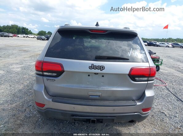 1C4RJEAG8HC669320 2017 JEEP GRAND CHEROKEE Silver 