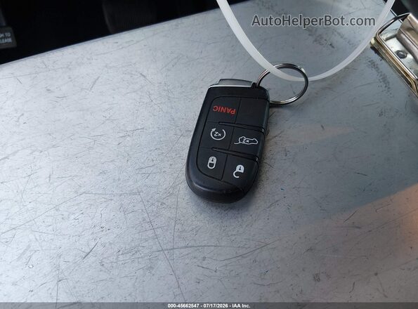 1C4RJEBG3KC832915 2019 JEEP GRAND CHEROKEE Black Widok deski rozdzielczej