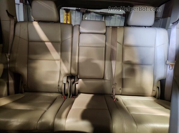 1C4RJEBG4GC329112 2016 JEEP GRAND White Rear seats view