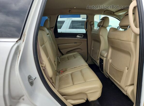 1C4RJEBG4HC686663 2017 JEEP GRAND White Вид задньої частини салону
