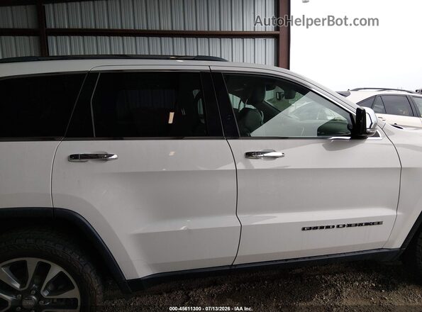 1C4RJEBGXJC110520 2018 JEEP GRAND CHEROKEE White Rear interior view