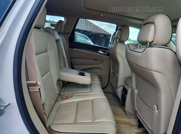 1C4RJECG6HC732217 2017 JEEP GRAND White Rear interior view