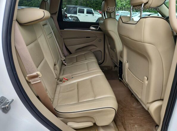 1C4RJECG6HC959973 2017 JEEP GRAND White Vista interior trasera