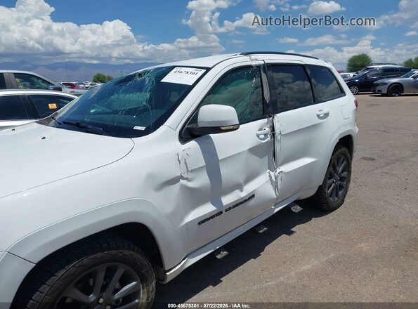 1C4RJECG7JC216342 2018 JEEP GRAND CHEROKEE White Vista del cuadro de instrumentos