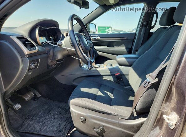 1C4RJFAG0GC445009 2016 JEEP GRAND Charcoal Front interior view