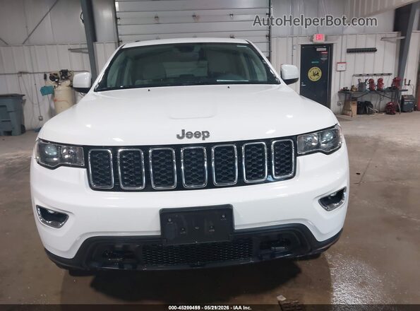 1C4RJFAG0HC670063 2017 JEEP GRAND CHEROKEE Белый Вид щитка приборов